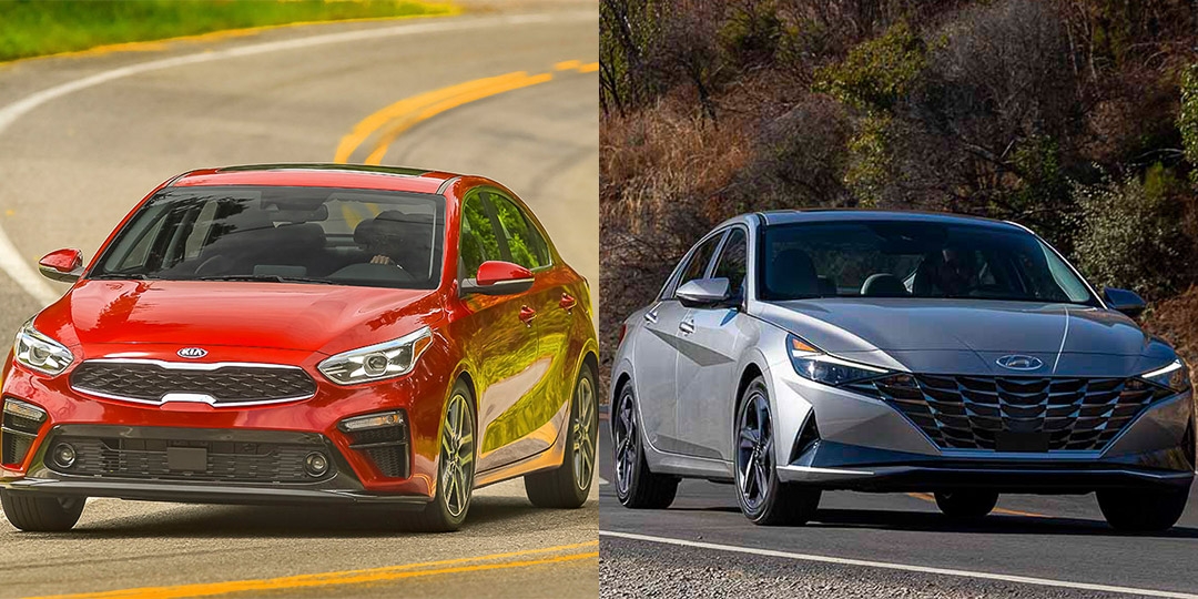 Comparatif entre la Kia Forte 2021 (gauche) et la Hyundai Elantra 2021(droite)
