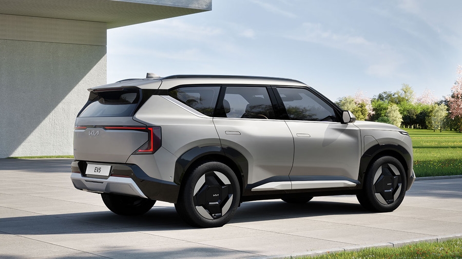 KIA-EV5-2027-ARRIERE-CHAMPAGNE