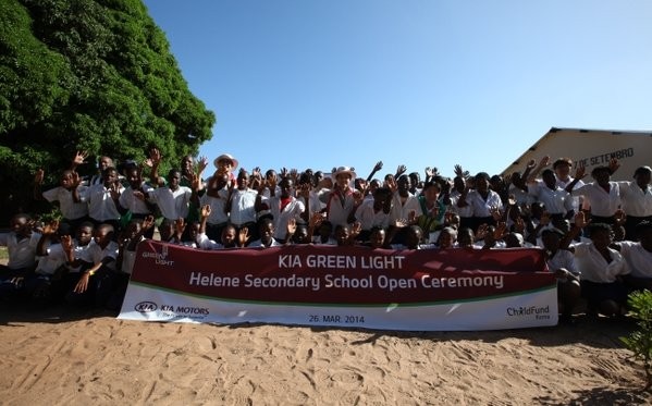 Le programme Kia Green Light ouvre une école au Mozambique